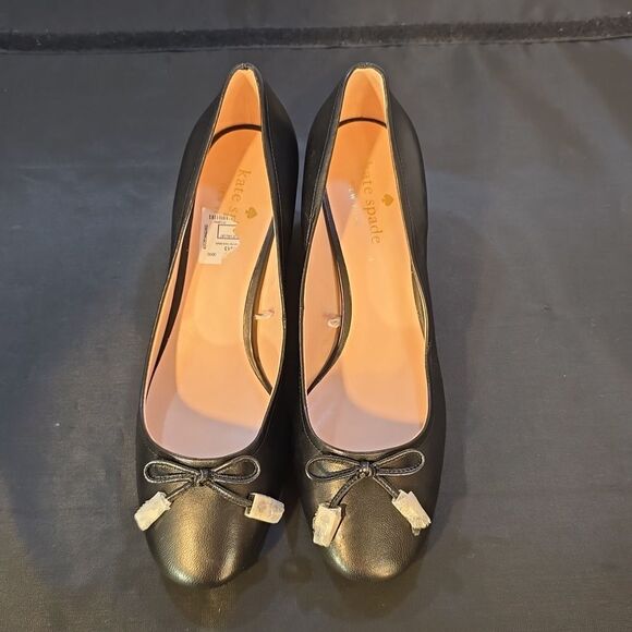 BRAND NEW KATE SPADE NEW YORK WOMEN'S BEV BOW PATENT LEATHER BLOCK HEEL - Picture 3 of 15